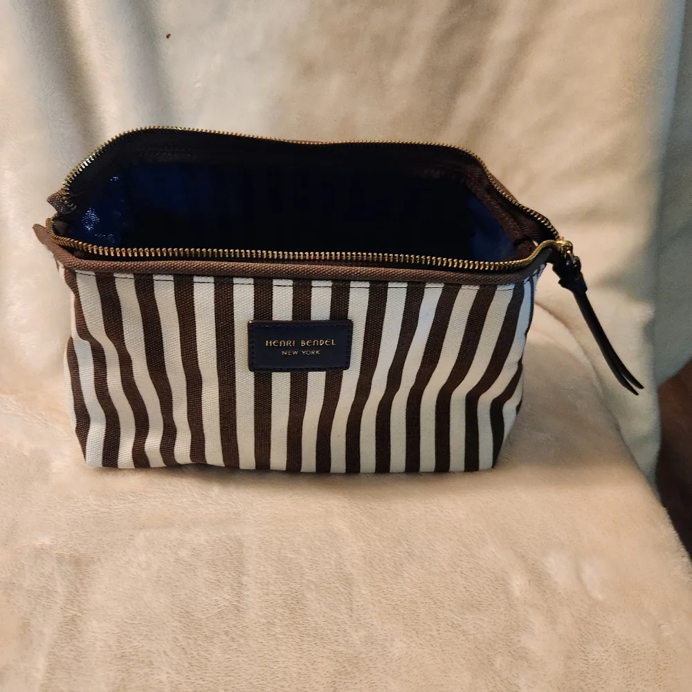 henri bendel 🐩henri bendel